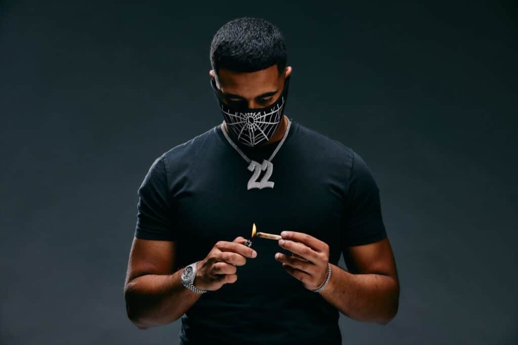 Ashe 22
