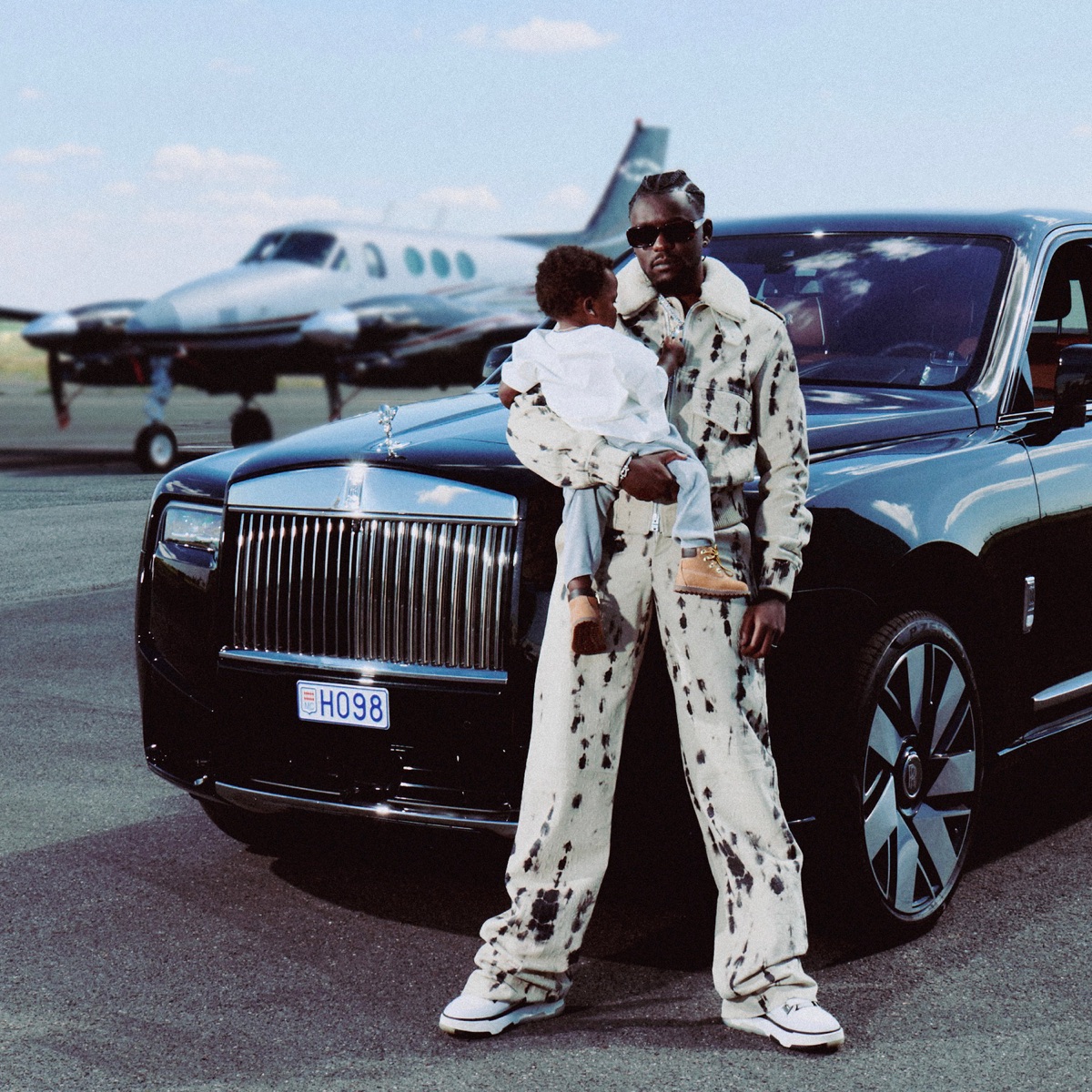 Guy2Bezbar – Jeunesse Dorée 